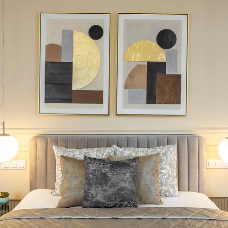 Luxury & Classy Central Apartment With 3Bedrm, 2Bathrm Budapest Eksteriør billede